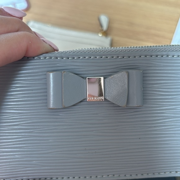 Wallets - Picture 7 of 11